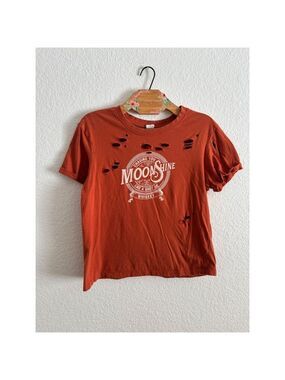 Darling Blue Moonshine Whiskey Graphic Tee Womens Large Rust Distressed